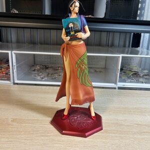 One Piece Nico Robin Figure - Orange and Red